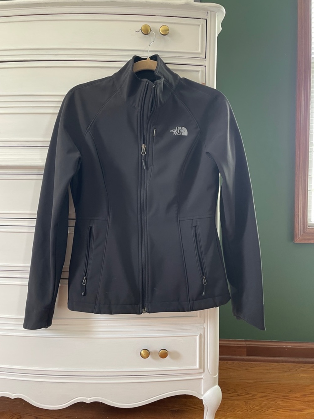 The North Face Women's Black Softshell Utility Jacket